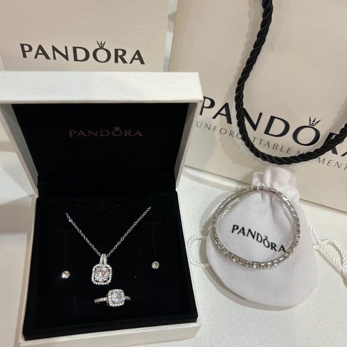 Набор от Pandora
