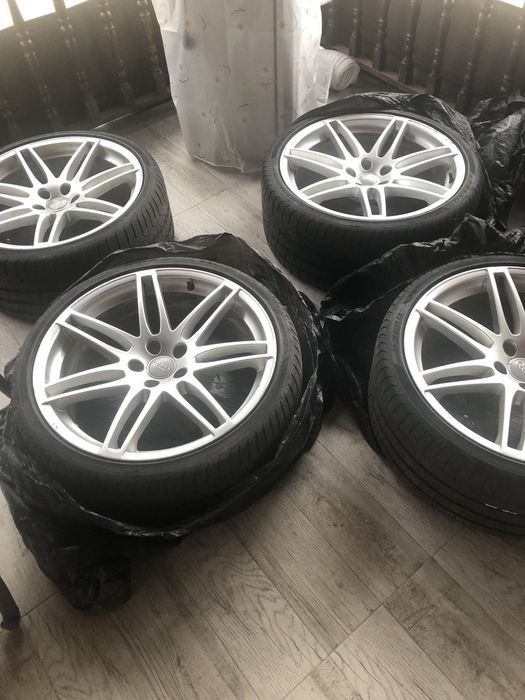 Комплект 4 бр. автомобилни гуми 20 цола + джанти на Ауди