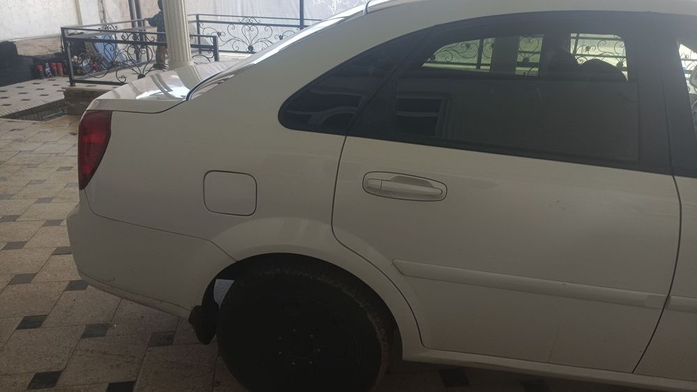 Срочно продам автомобиль жентра