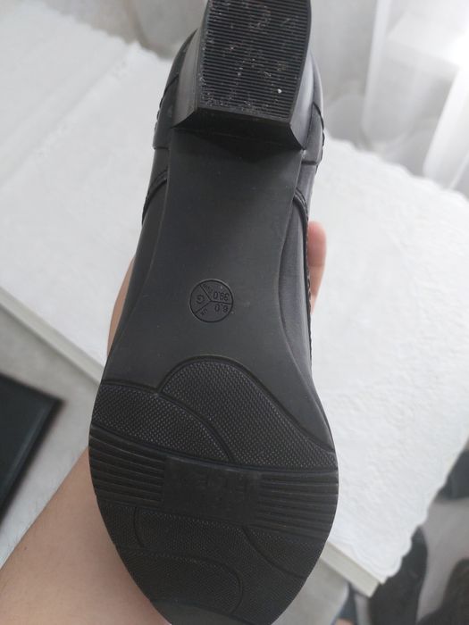 Женская обувь,  в чёрном цвете