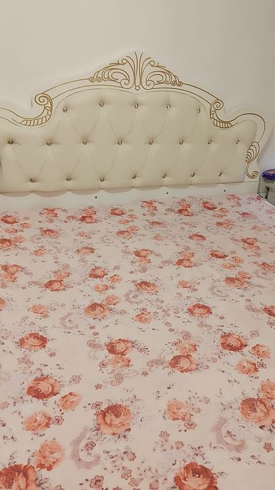 Продаю срочно шкаф для вещей, 2х спальная кровать , стиральная машина