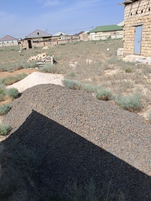 Батырда жер уй сатылады