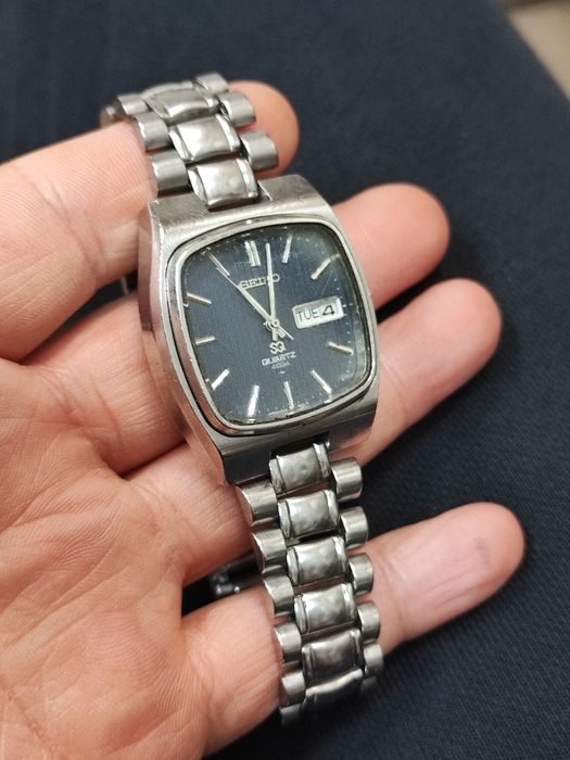 Seiko sq 4004 quartz