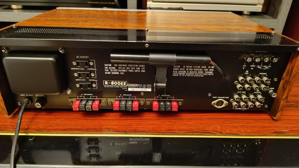 LUXMAN R-800E II стереорессивер
