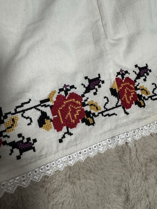 Costum popular/traditional cusut la MAȘINA