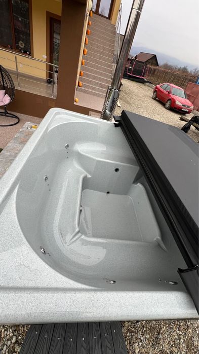 Jaccuzi exterior 10 persoane