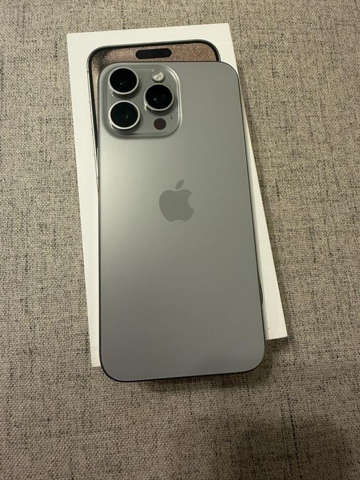 Vand Sau Schimb IPhone 15 PRO Max Natural Titanium 256Gb Neverlocked