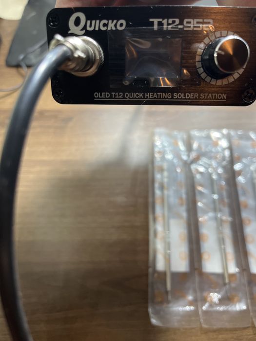 паяльная станция Quicko T12-952