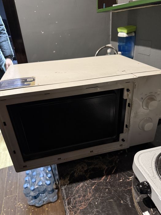 Отдам микроволновку