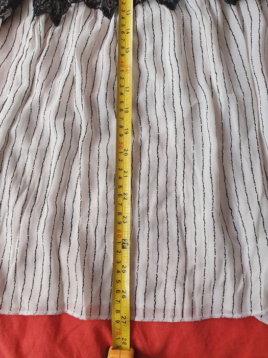 Прекрасна риза на LUCY.Обличана веднъж и изпрана.