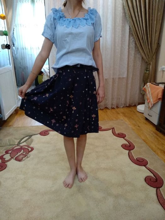 Продается костюм на девушку.