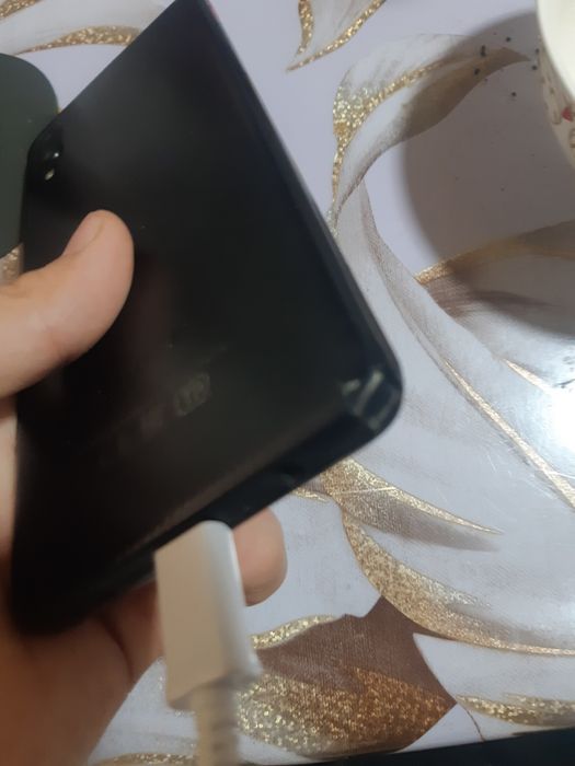 Samsung  A02 продам