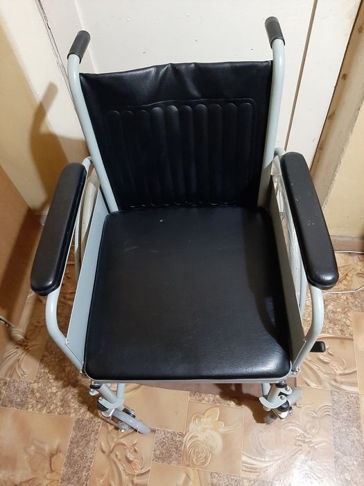 Инвалидная коляска