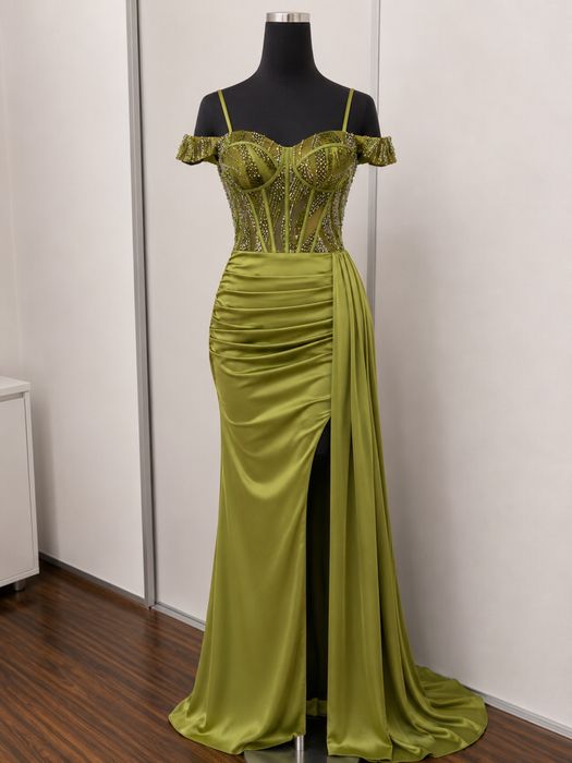 Rochie verde elegantă