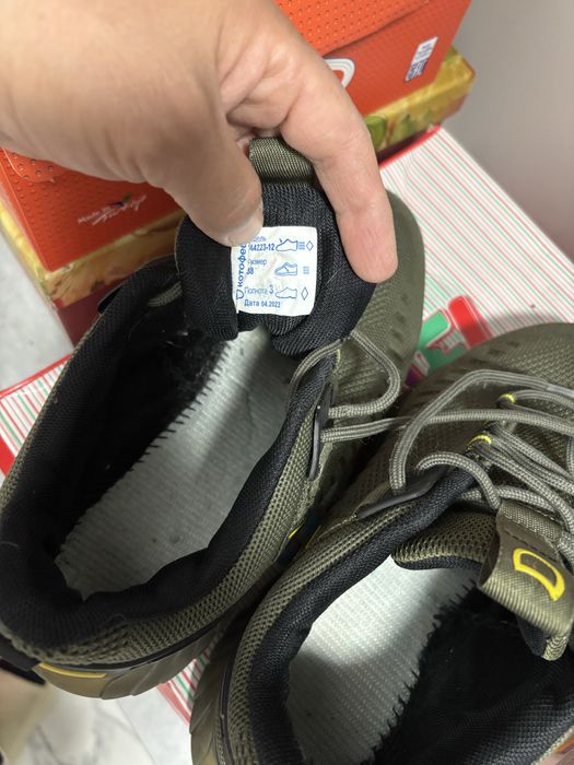 Кросовки подростковые