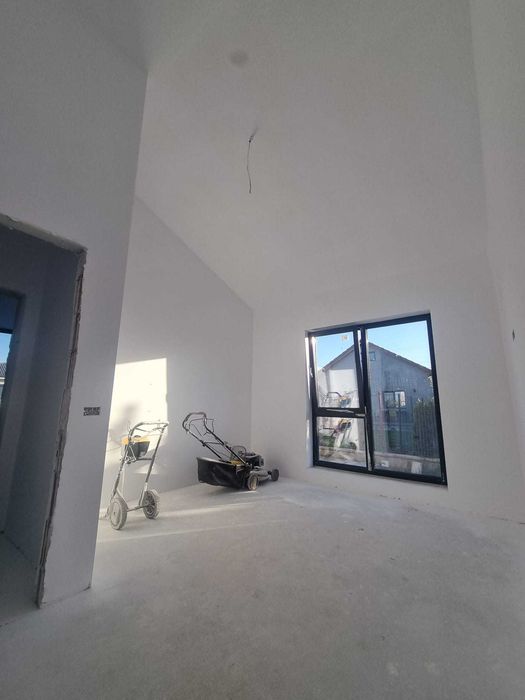 Vand duplex modern pe parter, in  Ghiroda, toate utilitatile, 141 mp utili, 420 mp teren, gradina 130 mp
