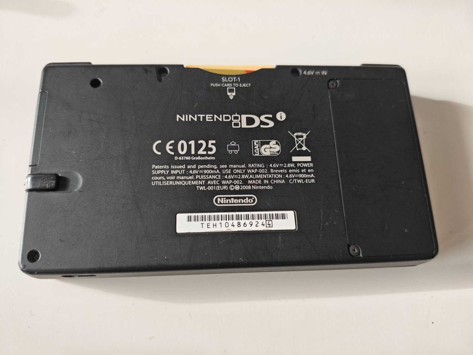 Nintendo DSi - качени много игри