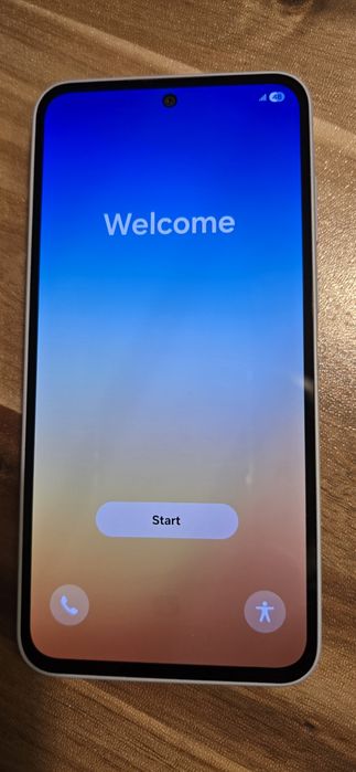 Продавам перфектен Samsung a35