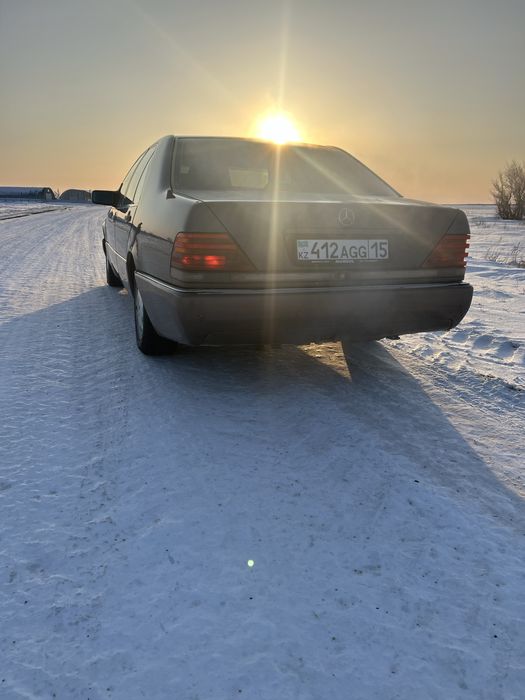 Мерседес-Benz S 320