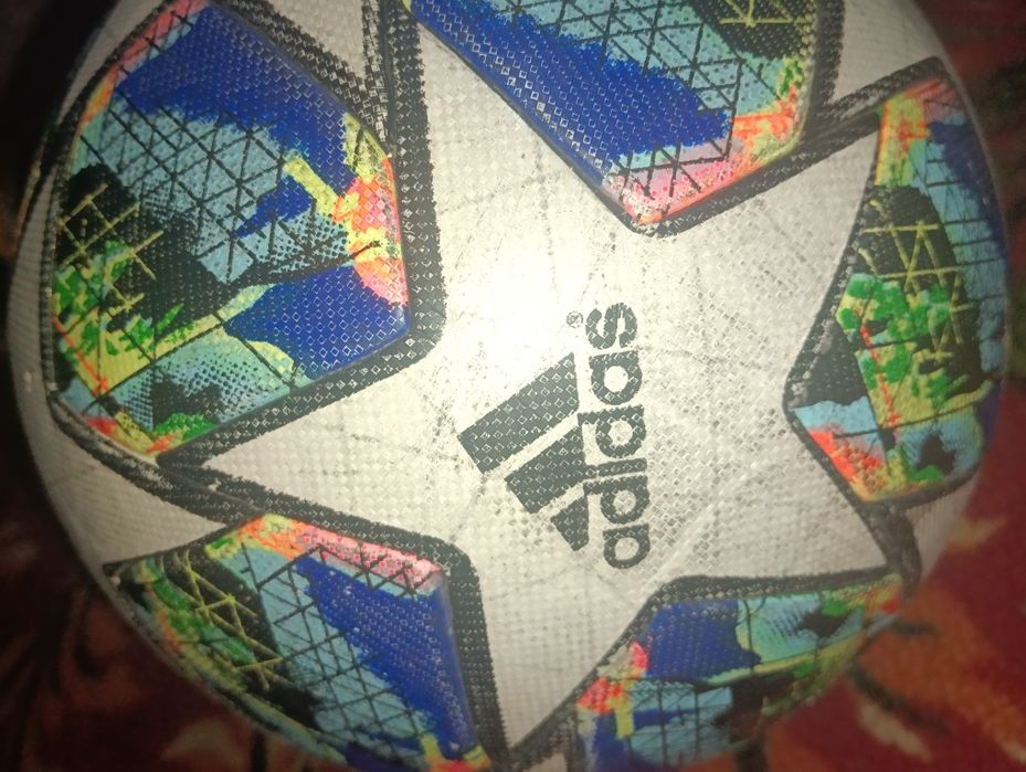 Футбольный мячик