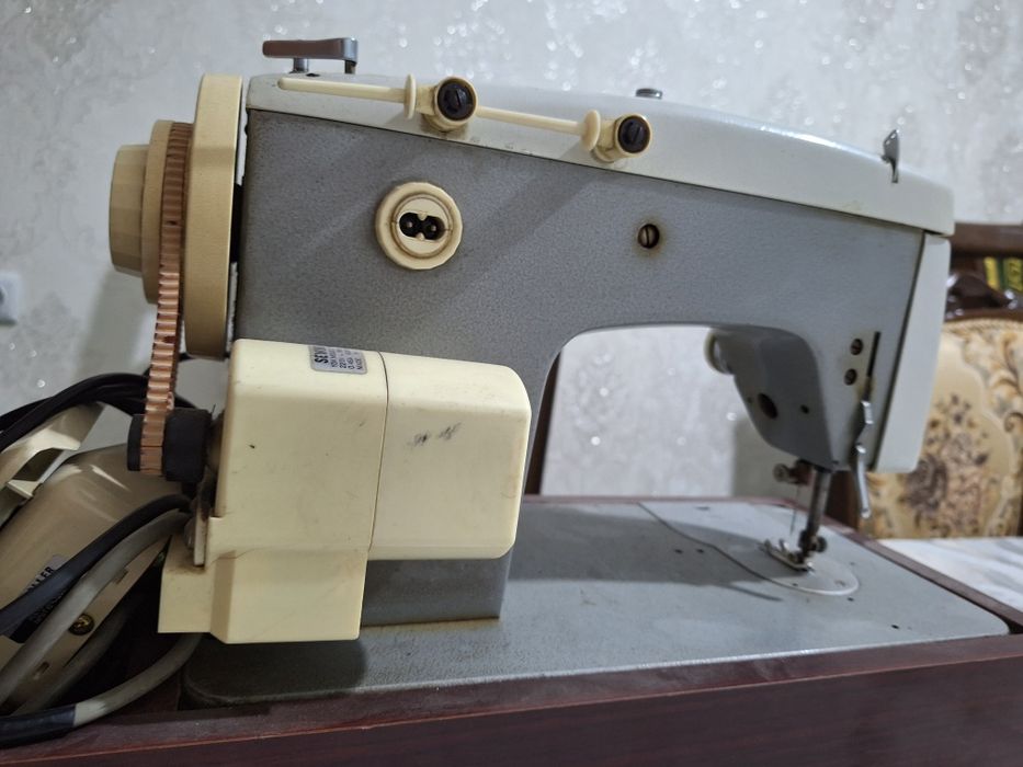 Tikuv moshinasi Veritas