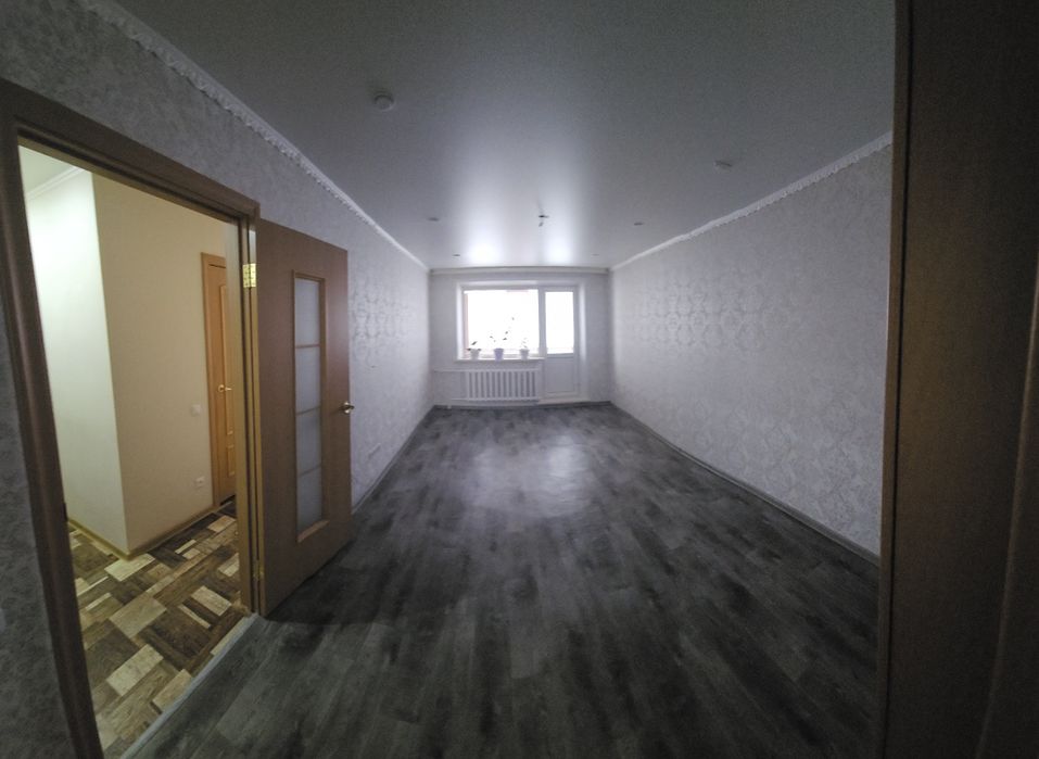 Продам 2х комн квартиру