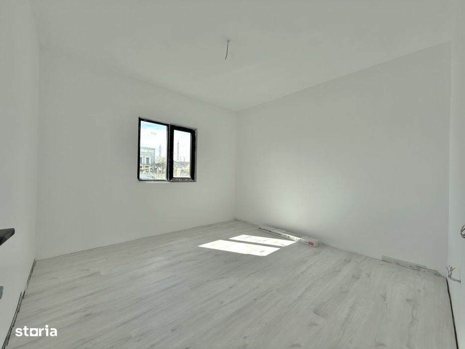 Casă cu 4 Camere - Năvodari