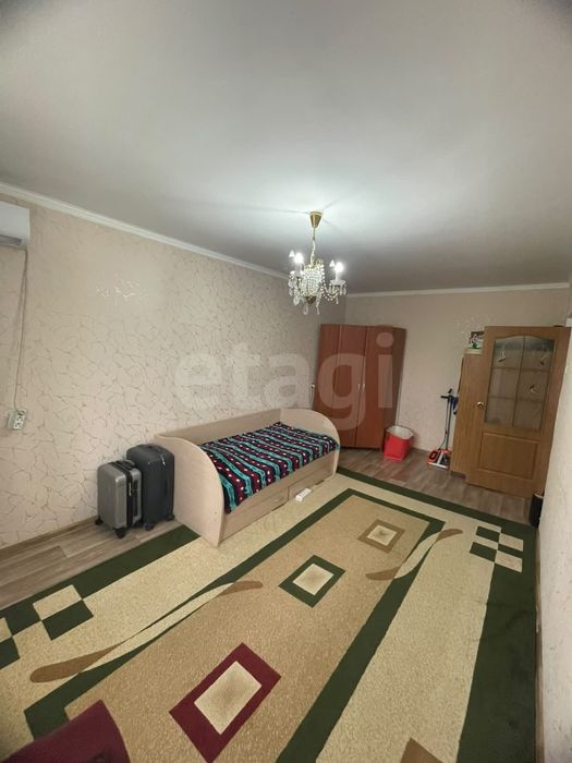 Продам 1 ком квартиру ( Сингай)