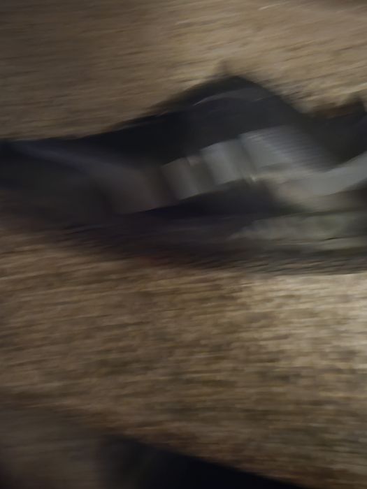 Лот от маратонки маркови