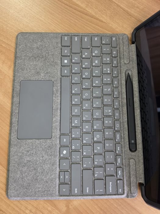 Microsoft Surface 11 Pro OLED Snapdragon X Elite 32/1TB + PRO KB+ St