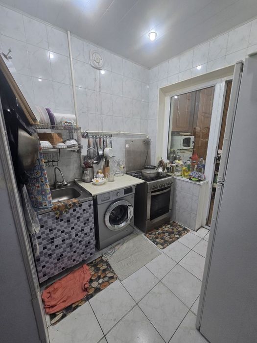 Не маклер Продается 4-х комн-я квартира на Алмазарском районе!