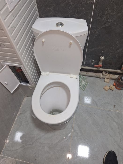 Унитаз хорошем состоянии