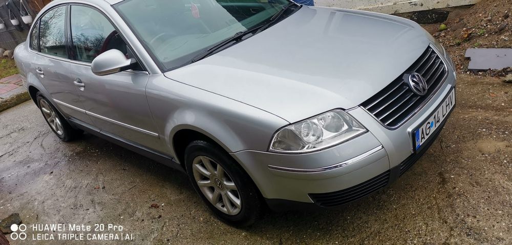 VW Passat 2004 1.9 tdi 131cp înmatriculată cu volan pe dreaptaeapta