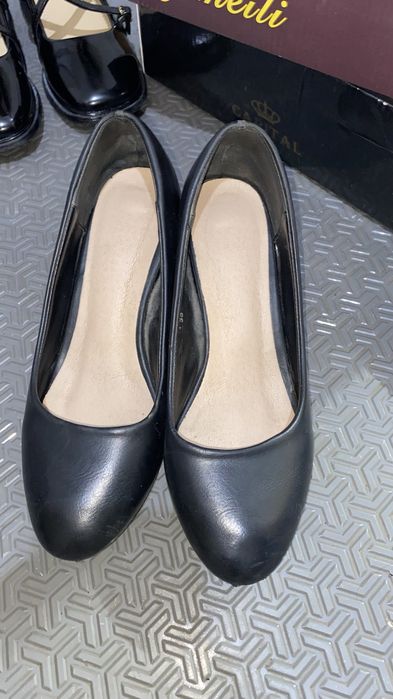 Каблук чисто кожа