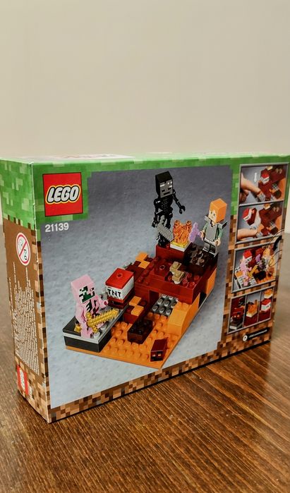 LEGO Minecraft 21139 The Nether Fight