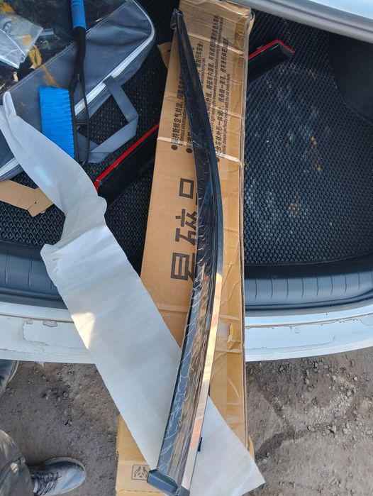 Продам новые ветровики