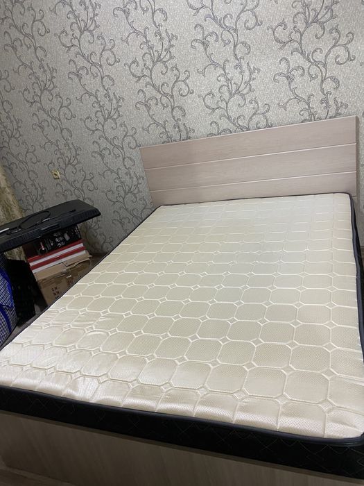 Срочно продам  кровать (1,6 полуторка)!