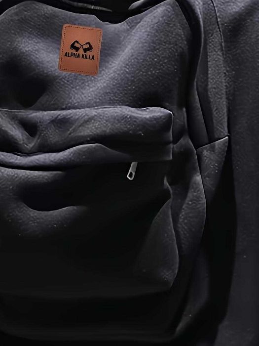 Hanorac cu ghiozdan integrat – perfect pentru călătorii, L