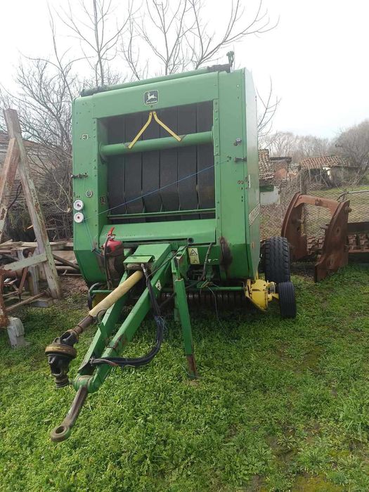 Продавам ролонна балеровачка John Deere 580 1997г.