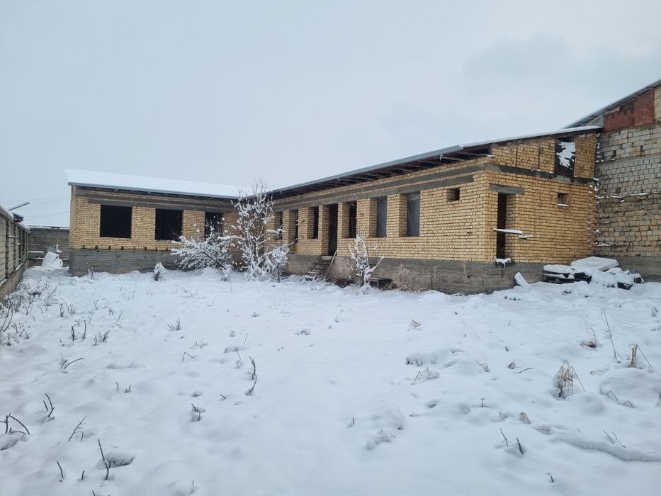 Продаётся срочно   Дом коробка 8 соток