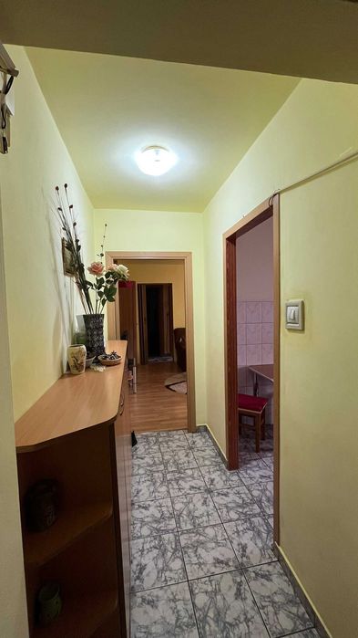 Apartament 1/4 Cartier Electroprecizia 3 camere