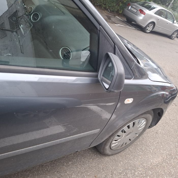 FORD Focus 2004 — imagine 5