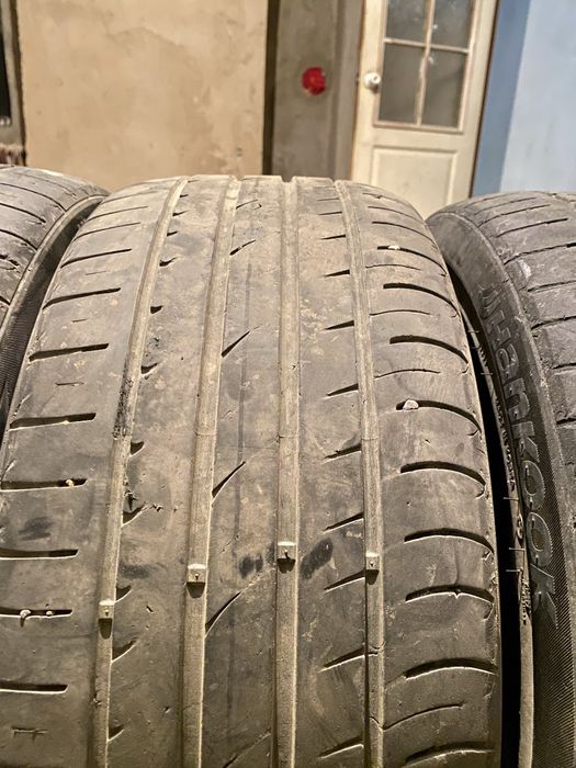 Продам летние шины комплект R17