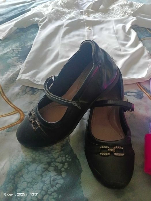 Продается Рюкзак и туфельки