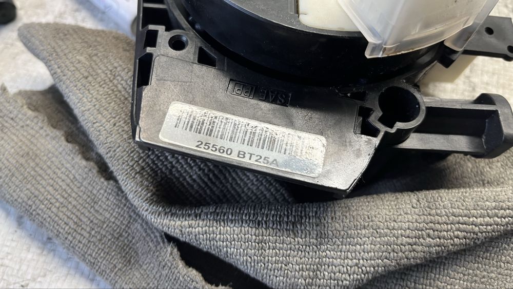 Nissan Qashqai 07- лентов кабел