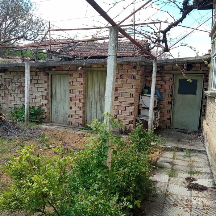 Продава се Къща в с. Дралфа, Област Търговище - 80 кв.м за 415 €/кв.м - Снимка #3