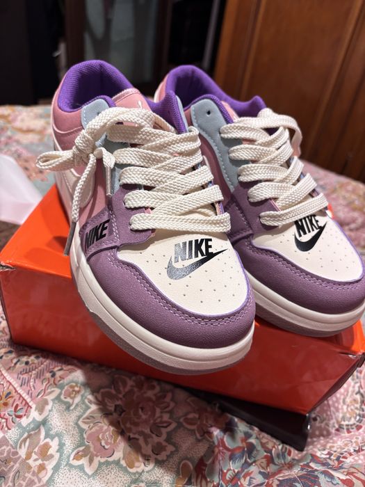 Adidasi nike marimea 38