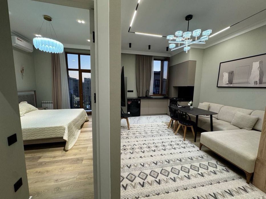 Срочно! 2/7/9 Мирзо Улугбек, ЖК Real House, мебель техника, 42м2