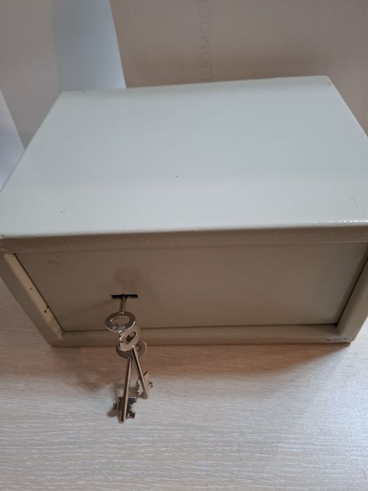 Сейф/каса 25/31/17