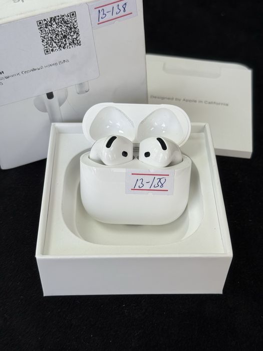 AirPods 4 c Baitimes